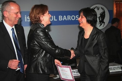 Tarihi Gerçeklikten Politik Kurguya Ermeni Sorunu
 - 45