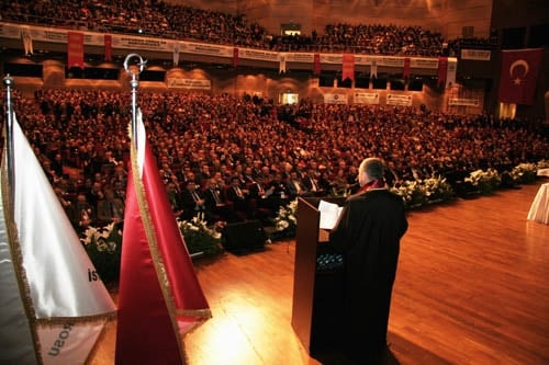 İstanbul Barosu Olağanüstü Genel Kurul Kararı: ‘Başkan Ve Yönetim Kurulu Görevinin Başındadır. İrademize Sahip Çıkıyoruz”

 - 21