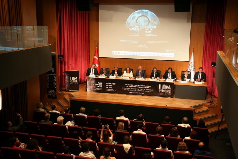 Uluslararası Konferans: ‘Ayın Karanlık Yüzü’ - 97