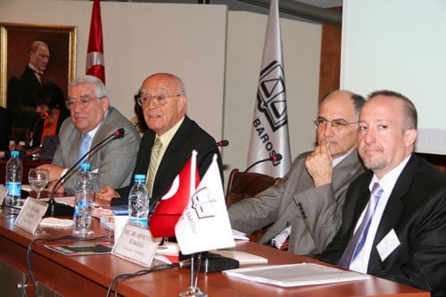 Sem Kurultayında
Avukatlık Mesleğinin Geleceği Ve Staj
Konusu Tartışıldı - 13