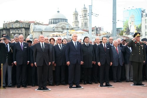 Atamızı Anıyoruz

