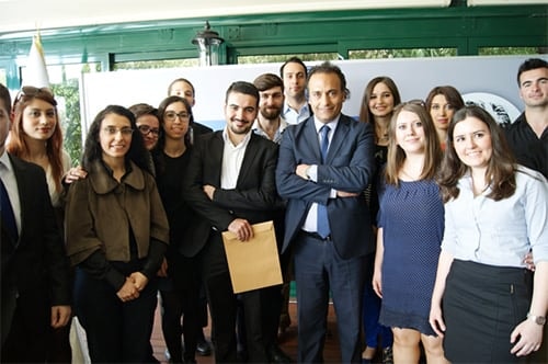 32. Dönem Hukuk İngilizcesi Ve Terminolojisi Derslerini Tamamlayanlara Katılım Belgeleri Verildi 
 - 13
