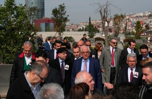 Örnek İnsan Av. Ekrem Erdal Üner’İ Son Yolculuğuna Uğurladık
 - 6