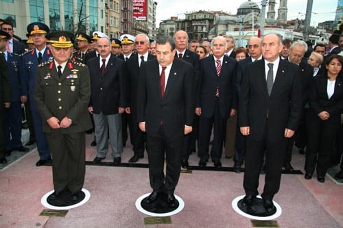 Atamızı Saygıyla Andık - 13