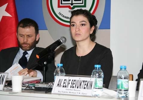 İstanbul Barosu Dış İlişkiler Merkezi Tarafından Düzenlenen
“Sınırlar Ve Sığınmacılar: Bir Suriye Örneği “ Konulu Toplantı Yapıldı - 81