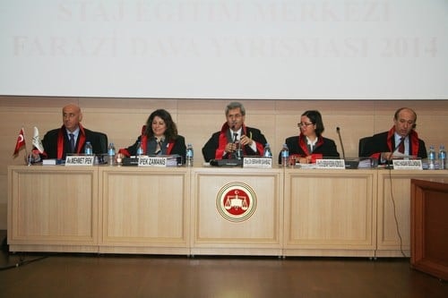 Farazi Dava Yarışması Yapıldı

 - 64