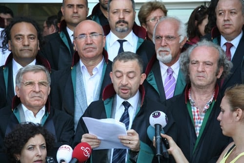 Meslektaşlarımıza Yapılan Menfur Saldırıyı Kınıyoruz

 - 6