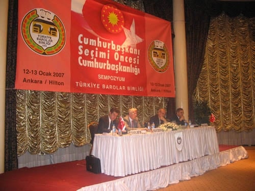 Tbb’Nden Sempozyum :“Cumhurbaşkanı Seçimi Öncesi 
Cumhurbaşkanlığı”  - 1