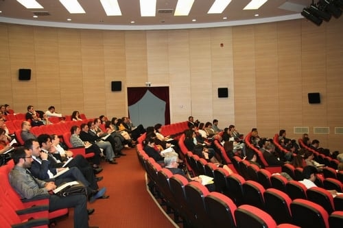 Üçüncü Yılında Kentsel Dönüşüm Uygulamaları
 - 34