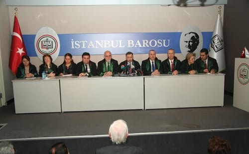 Baroya Karşı Hukuksuzlukların, Sindirme Ve Yıldırma Girişimlerinin Yoğunlaşması Üzerine İstanbul Barosu Yönetim Kurulu Olağanüstü Genel Kurul Kararı Aldı
 - 16