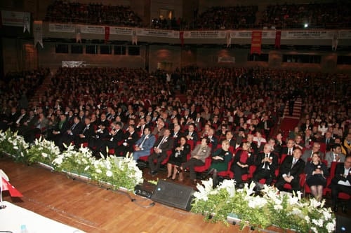 İstanbul Barosu Olağanüstü Genel Kurul Kararı: ‘Başkan Ve Yönetim Kurulu Görevinin Başındadır. İrademize Sahip Çıkıyoruz”

 - 67