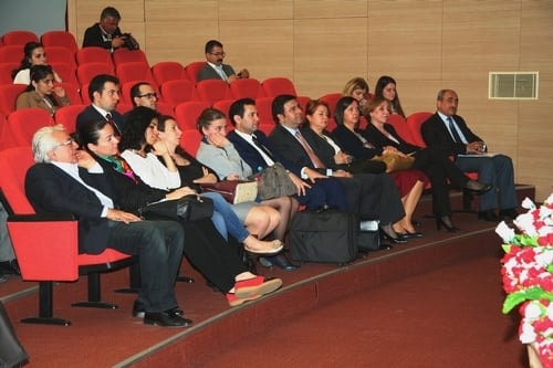 Üçüncü Yılında Kentsel Dönüşüm Uygulamaları
 - 12