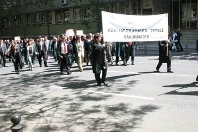 Avukatlar Ankara’Da Yürüdü:
“Savunma Adaletin Temelidir” - 4