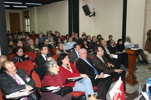 Yeni Türk Ceza Mevzuatını Değerlendirme Toplantılarının
İlki Yapıldı - 3