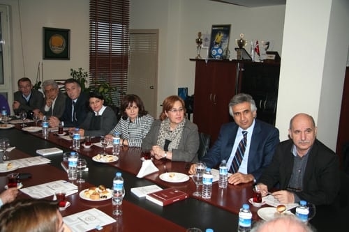 İzmir Barosu Yönetiminden 
İstanbul Barosuna Destek - 4