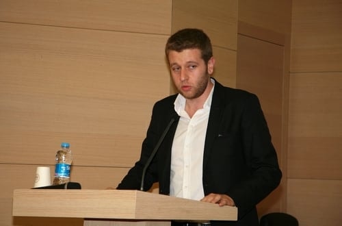 Sağlık Hukukunda Mesleki Disiplin Uygulamaları
 - 1