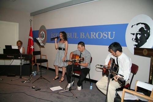 Baromuzda Hafif Müzik Esintisi - 8