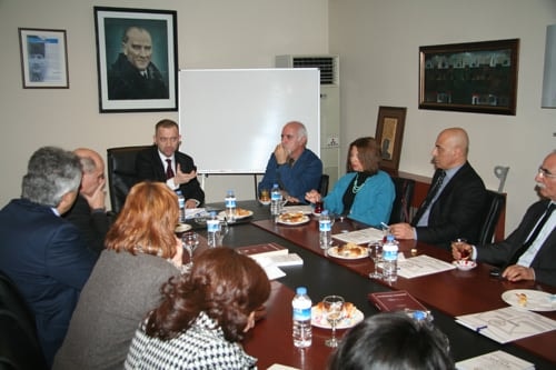 İzmir Barosu Yönetiminden 
İstanbul Barosuna Destek - 23