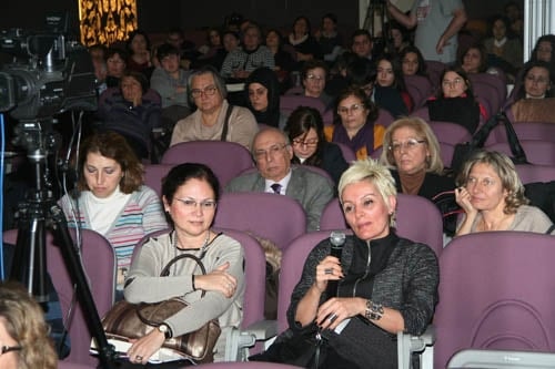 Kadına Şiddet Durmak Bilmiyor

 - 129