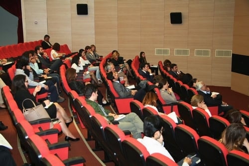 Üçüncü Yılında Kentsel Dönüşüm Uygulamaları
 - 20