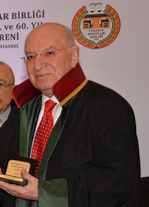 Av. Ozan Bengisu'yu  Aramızdan Ayrılışının 2. Yılında Saygı ve Özlemle Anıyoruz