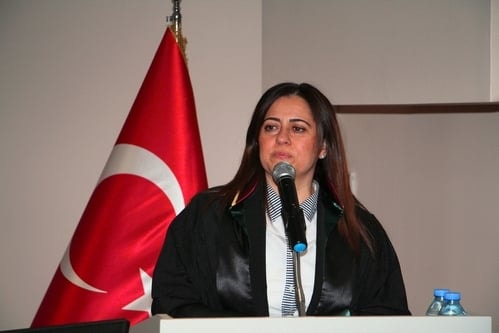Hukuk Tarihini Avukatlar Yazar 
 - 8
