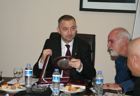 İzmir Barosu Yönetiminden 
İstanbul Barosuna Destek - 54
