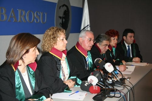 Aydın: “Ergenekon Davasının Toplumda Siyasi Amaçla Yönlendirildiği 

Kuşkusu Artmaktadır” 
 - 15