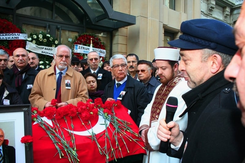 Başkanımız Av. Kazım Kolcuoğlu’nu Son Yolculuğuna Uğurladık - 70