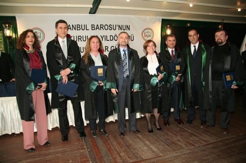 Hukuk Devleti Tesis Edilene, Yargı Bağımsız Olana Kadar, Bedeli Ve Pahası Ne Olursa Olsun Bu Mücadeleyi Birlikte Sürdüreceğiz - 193