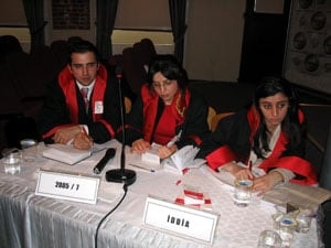 'Farazi (Sanal) Dava Ve 
Duruşma Yarışması-2005’ 
Ödülleri Sahiplerini Buldu - 17