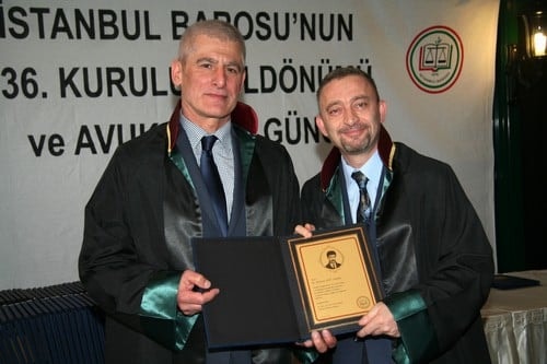 Hukuk Devleti Tesis Edilene, Yargı Bağımsız Olana Kadar, Bedeli Ve Pahası Ne Olursa Olsun Bu Mücadeleyi Birlikte Sürdüreceğiz - 160