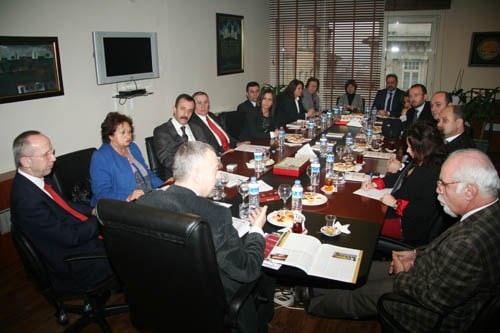 Bursa Barosu Yönetiminden İstanbul Barosuna Destek
 - 14