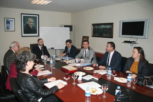 Eskişehir Barosu Yönetiminden İstanbul Barosuna Destek

 - 18