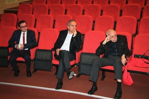 Sağlık Hukukunda Mesleki Disiplin Uygulamaları
 - 6