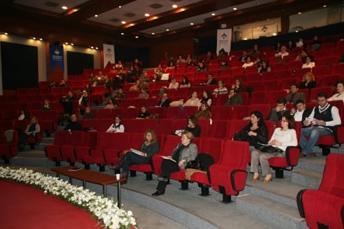 Kadın Hakları Merkezi Adli Yardım Bürosu Avukatları İçin “Kadın Hakları Ve Aile İçi Şiddet” Konulu Eğitim Seminerleri Düzenledi  - 13