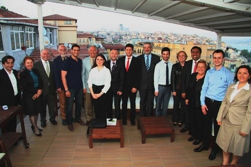 Kurgusal Duruşma Yarışmasında Bölge Birincisi Olan İstanbul Barosu Takımı Baro Yönetimince De Ödüllendirildi
 - 14