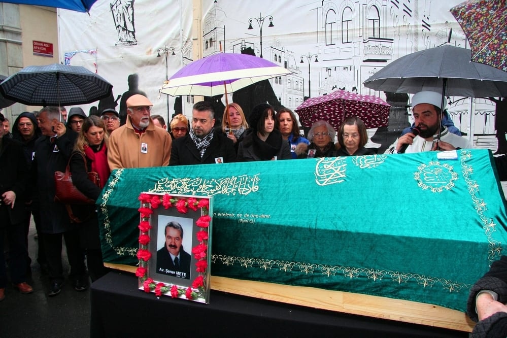 Avukat Şener Mete Son Yolculuğuna Uğurlandı - 10