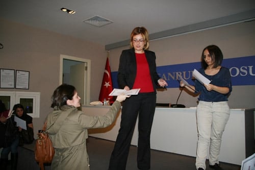 “Kadın Hakları Ve Aile İçi Şiddet” Konulu Sertifika Programı

 - 39