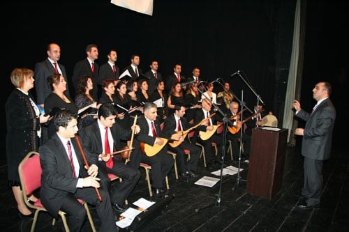 Thm Koromuz 
Yılın İlk Konserini 
Verdi
 - 1