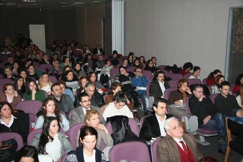 Kadın Hakları Ve Aile İçi Şiddet Semineri Devam Ediyor

 - 71