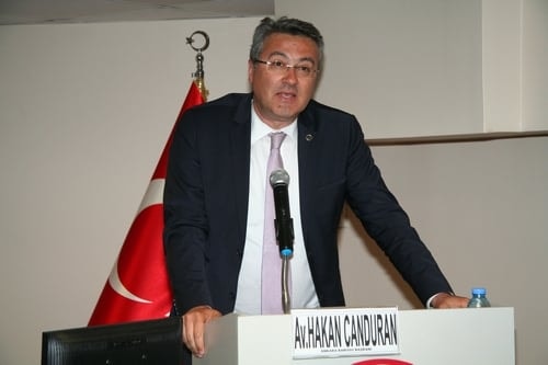 Türkiye’De Avukat Olmak Çok Kolay
 - 25