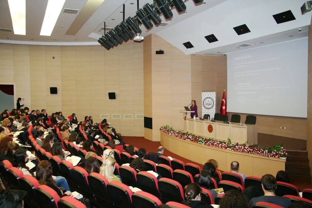 Kadın Hakları ve Aile İçi Şiddet Konulu Sertifika Programı Devam Ediyor - 21