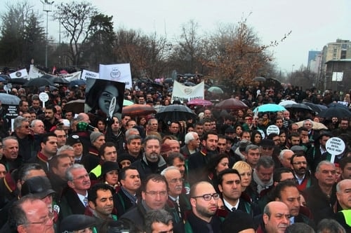 Polis Devleti Değil Hukuk Devleti

 - 93
