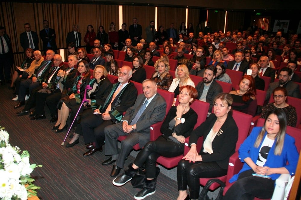 2018 Mahmut Esat Bozkurt Hukuk Ödülü Av. Nazan Moroğlu’na Verildi - 8