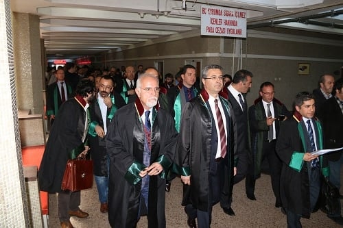 Hakaret İsnadıyla Tutuklama Olmaz - 1