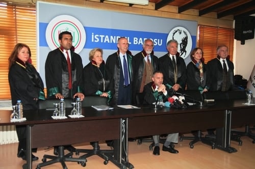 Hiç Bir Tehdit Bizi Hukuk Devleti Ve Demokrasiyi Savunmaktan Alıkoyamaz
 - 15