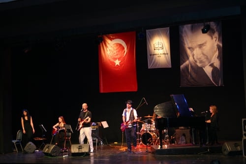 Seyyah’La Rock Dünyasında Gezinti
