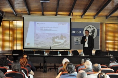 Kutuplar. Uluslararası Boyutuyla Antartika Ve Arktika  
Güncel Sorunlar Ve Çözümleri - 9
