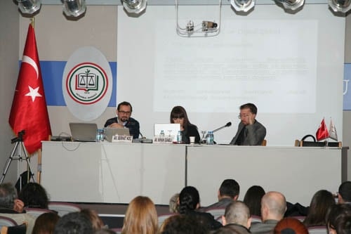 Bilişimin Ticaret Hukukuna Etkileri
 - 38